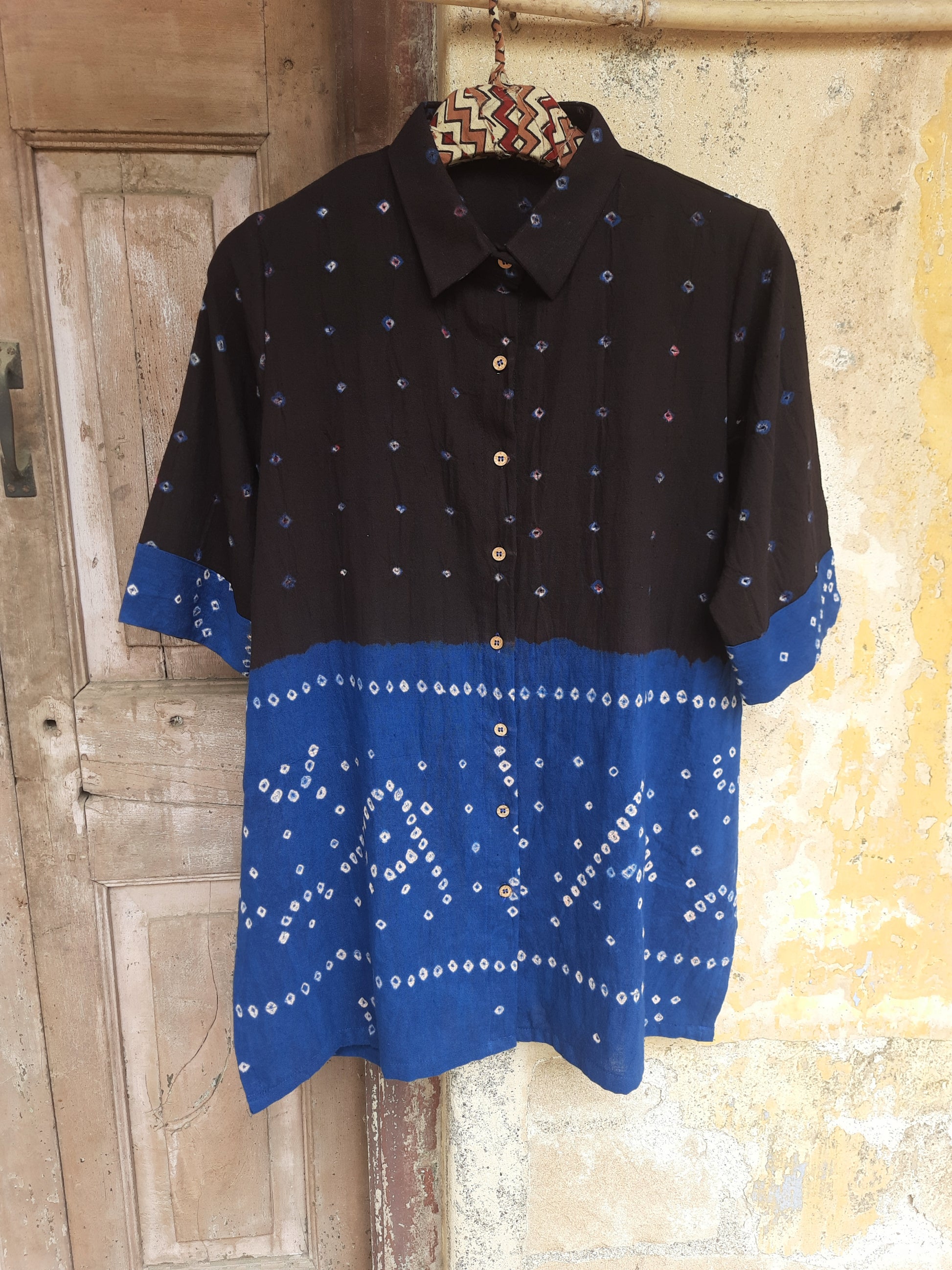 Black and blue Bandhani oversized shirt in handspun handwoven organic cotton by Turquoisethestore.