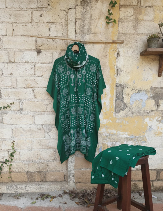 Deep Teal Green Bandhani embroidered three-piece set with kaftan, elasticated pants & dupatta in cotton satin by Turquoisethestore.