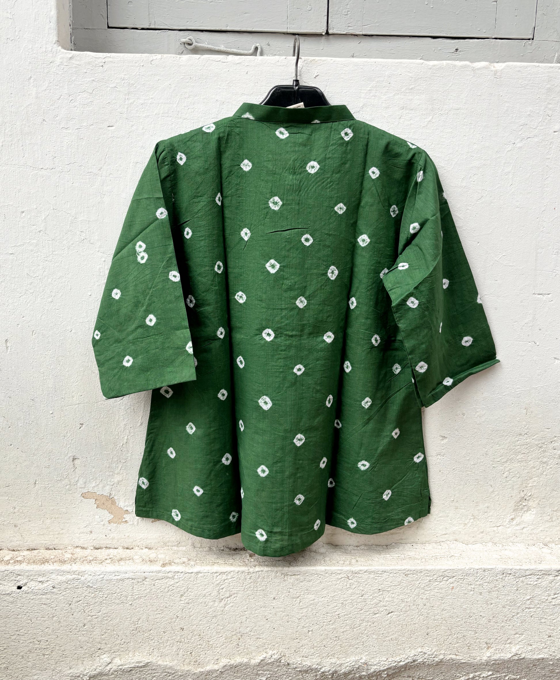 Women's moss green cotton Bandhani shirt featuring a soft mandarin collar.